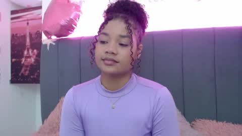 Snapshot of kittybrookex chatting on 02-19-25, 02:01 Valery online show from 02-19-25, 02:01