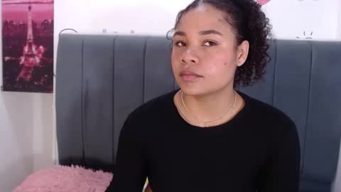 Snapshot of kittybrookex chatting on 09-18-25, 03:25 Valery online show from 09-18-25, 03:25