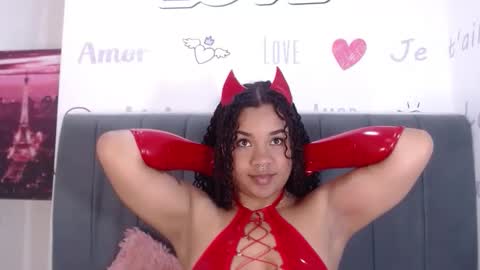 Snapshot of kittybrookex chatting on 09-21-25, 01:46 Valery online show from 09-21-25, 01:46