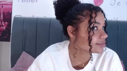 Snapshot of kittybrookex chatting on 09-29-25, 09:19 Valery online show from 09-29-25, 09:19