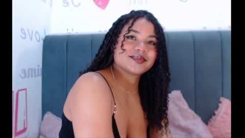 Snapshot of kittybrookex chatting on 10-06-25, 03:09 Valery online show from 10-06-25, 03:09