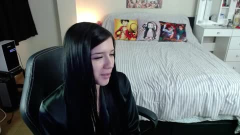 Snapshot of kittykat18x chatting on 06-07-26, 04:05 Isabel online show from 06-07-26, 04:05