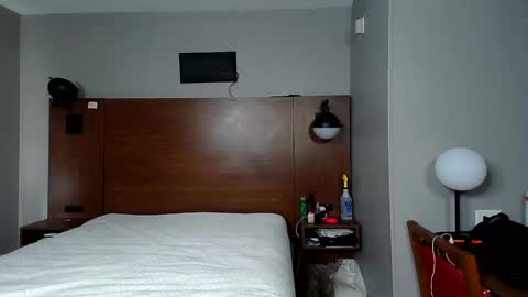 Snapshot of kittykat_1999 chatting on 02-09-25, 05:33 kittykat 1999 online show from 02-09-25, 05:33