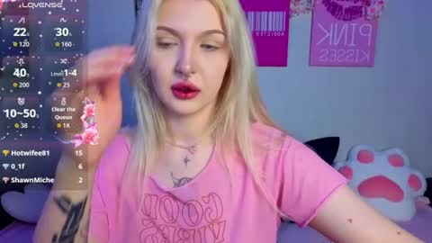 Snapshot of kittykendall chatting on 07-30-26, 06:18 kittykendall online show from 07-30-26, 06:18