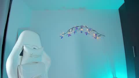 kitty online show from 03-16-26, 05:44