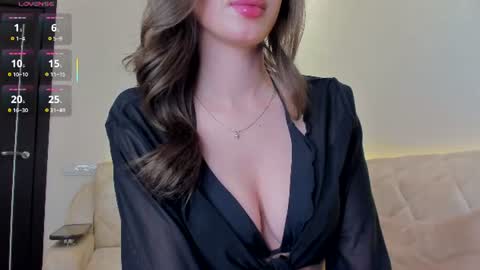 Snapshot of kittysola chatting on 06-18-26, 10:36 Solana online show from 06-18-26, 10:36
