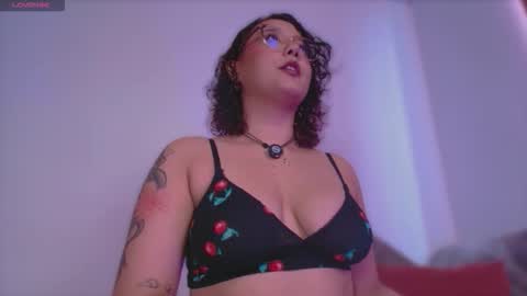 Sophie online show from 04-14-26, 05:41