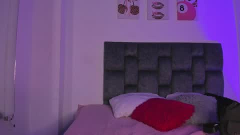 kitty online show from 06-04-26, 06:36