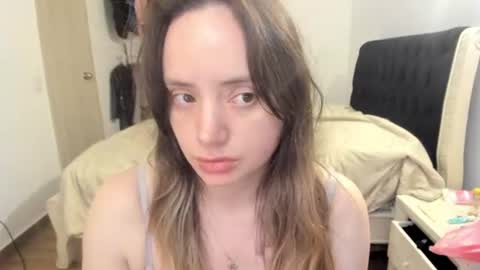 kittywantslove23 online show from 06-14-26, 02:24