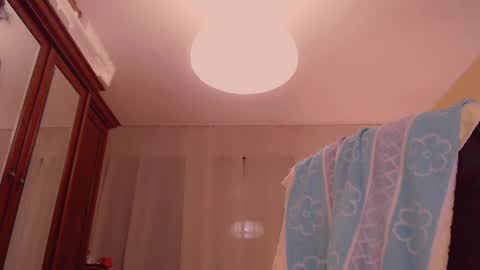 kittyxox1 online show from 04-11-26, 07:18