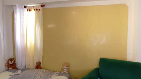 Snapshot of kittyzenn chatting on 02-10-26, 09:30 Kitty Zen online show from 02-10-26, 09:30