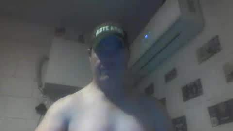 Snapshot of kiwiguy19773 chatting on 05-22-26, 07:15 kiwiguy19773 online show from 05-22-26, 07:15