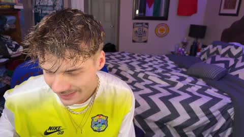 Kyle online show from 12-27-24, 02:22