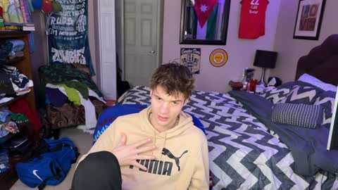 Kyle online show from 01-14-25, 02:43