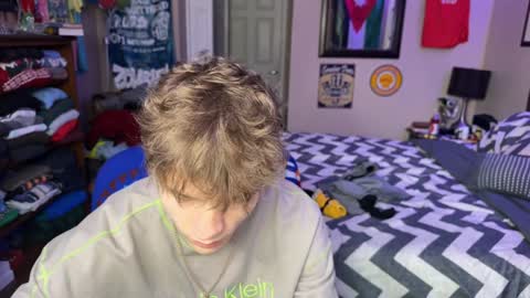 Kyle online show from 02-04-25, 03:57