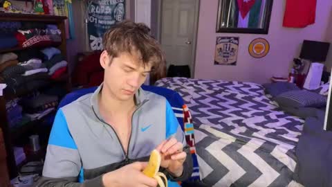 Kyle online show from 02-21-25, 01:44