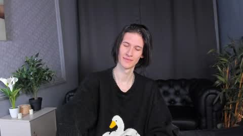 Snapshot of klaude_jam chatting on 04-19-26, 03:33 Klaude Jam online show from 04-19-26, 03:33