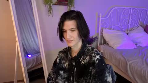 Snapshot of klaude_jam chatting on 04-22-26, 09:05 Klaude Jam online show from 04-22-26, 09:05