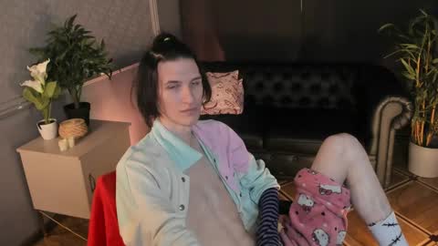 Snapshot of klaude_jam chatting on 05-14-26, 04:36 Klaude Jam online show from 05-14-26, 04:36