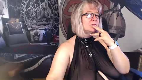 Michelle online show from 09-12-25, 07:08