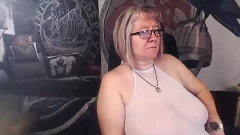 Michelle online show from 10-12-25, 04:50