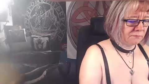 Michelle online show from 05-01-26, 03:44