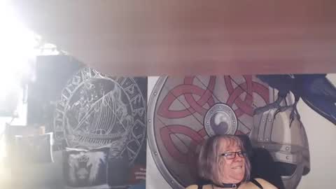 Michelle online show from 05-03-26, 04:18