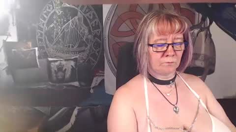 Michelle online show from 06-02-26, 06:10