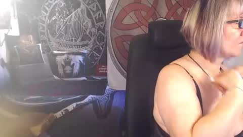 Michelle online show from 07-06-26, 06:10
