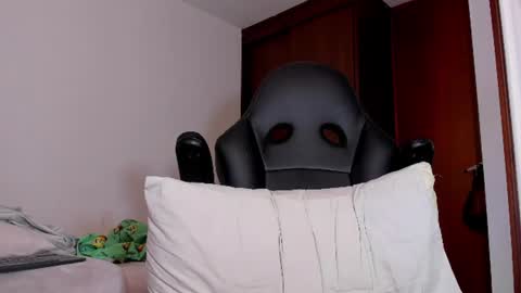 Snapshot of klinsmannwalton chatting on 07-28-26, 06:31 klinsmannwalton online show from 07-28-26, 06:31