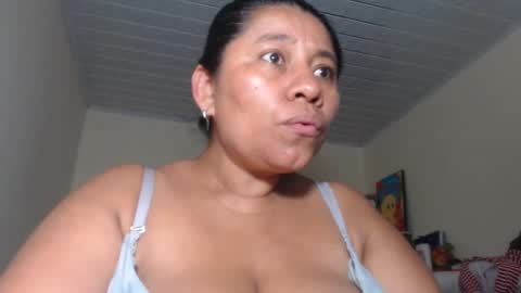 Snapshot of kloe_boobs chatting on 02-12-25, 01:19 Kloe online show from 02-12-25, 01:19