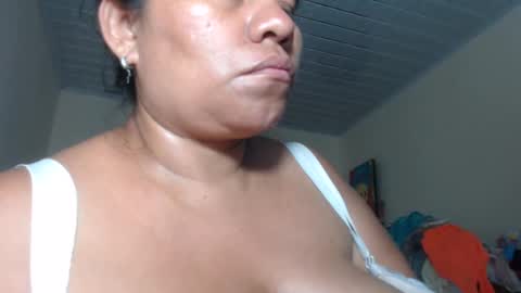 Snapshot of kloe_boobs chatting on 02-17-25, 09:03 Kloe online show from 02-17-25, 09:03