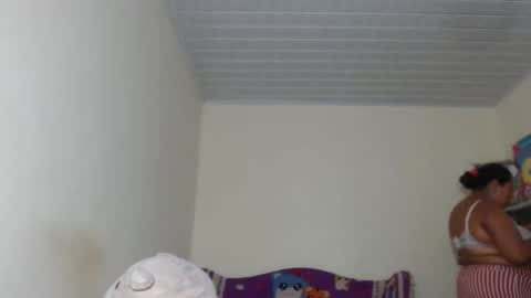 Snapshot of kloe_boobs chatting on 02-19-25, 02:23 Kloe online show from 02-19-25, 02:23