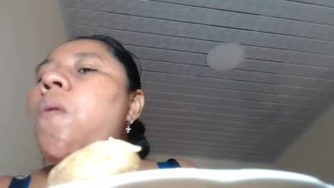 Snapshot of kloe_boobs chatting on 09-19-25, 07:58 Kloe online show from 09-19-25, 07:58