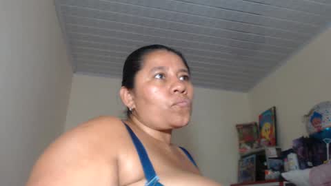 Snapshot of kloe_boobs chatting on 10-09-25, 08:40 Kloe online show from 10-09-25, 08:40
