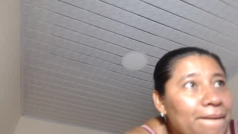 Kloe online show from 10-26-25, 08:04