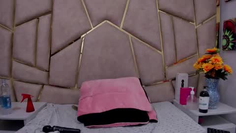 kloe online show from 02-02-26, 05:50