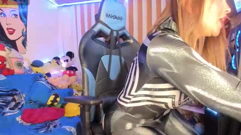 kloelamaravilla18 online show from 11-26-25, 02:56