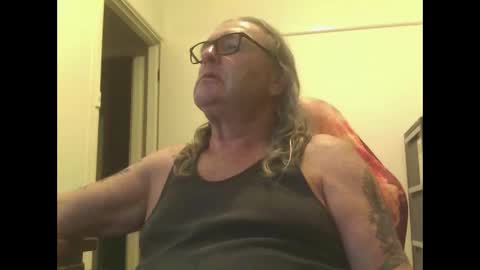 Snapshot of knobout chatting on 12-03-25, 09:18 knobout online show from 12-03-25, 09:18