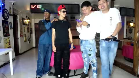 kobayaske online show from 09-26-25, 04:44