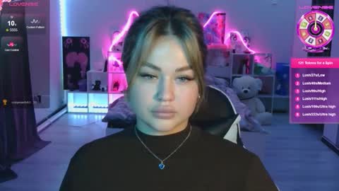 Snapshot of kokokolla chatting on 10-29-25, 12:57 Mia online show from 10-29-25, 12:57