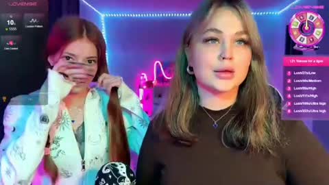 Snapshot of kokokolla chatting on 11-12-25, 06:52 Mia online show from 11-12-25, 06:52