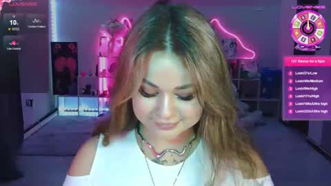 Snapshot of kokokolla chatting on 11-15-25, 06:59 Mia online show from 11-15-25, 06:59