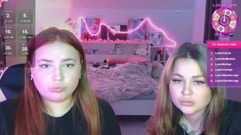 Snapshot of kokokolla chatting on 11-16-25, 04:01 Mia online show from 11-16-25, 04:01