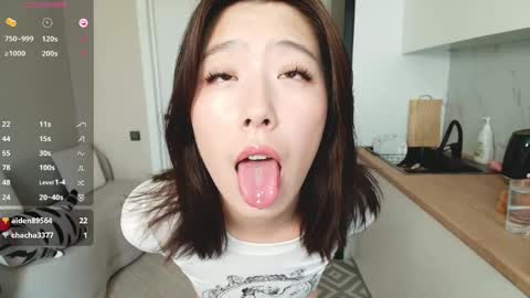 Snapshot of kokomiuu chatting on 06-03-26, 01:57 Nani online show from 06-03-26, 01:57
