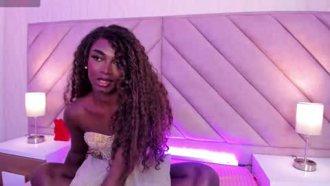 Snapshot of kollinn_ chatting on 03-01-25, 12:45 Kollin online show from 03-01-25, 12:45