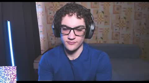 Snapshot of kolyakayne chatting on 04-22-26, 06:38 Kolya Kayne online show from 04-22-26, 06:38