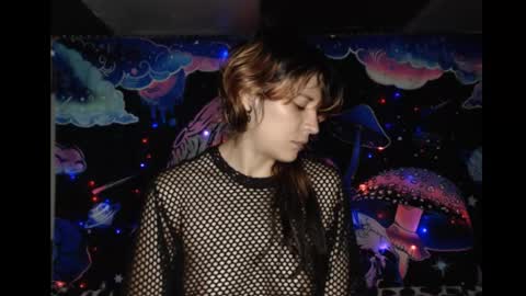 konekokawai online show from 11-05-25, 02:11