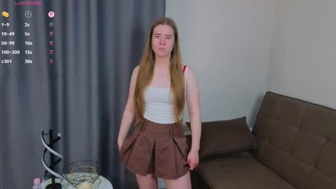 Snapshot of koolyquiser chatting on 06-05-26, 04:02 Jenna online show from 06-05-26, 04:02