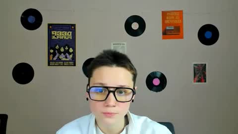 Snapshot of kora_cosmo chatting on 02-03-26, 09:47 shy Kora online show from 02-03-26, 09:47